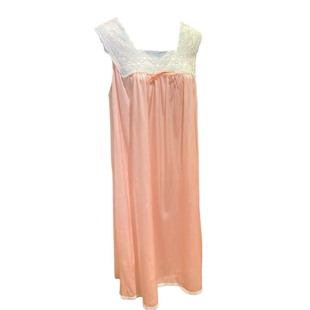 RARE Vanity Fair Night Gown